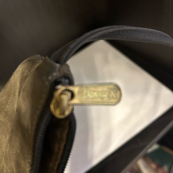 Danny K crossbody - Picture 4 of 4